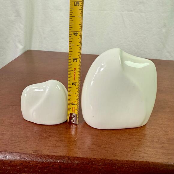 Arabia Finland VTG MCM 2 Salt Shakers Large Small Modern Tooth Shaped Dining - Picture 7 of 7